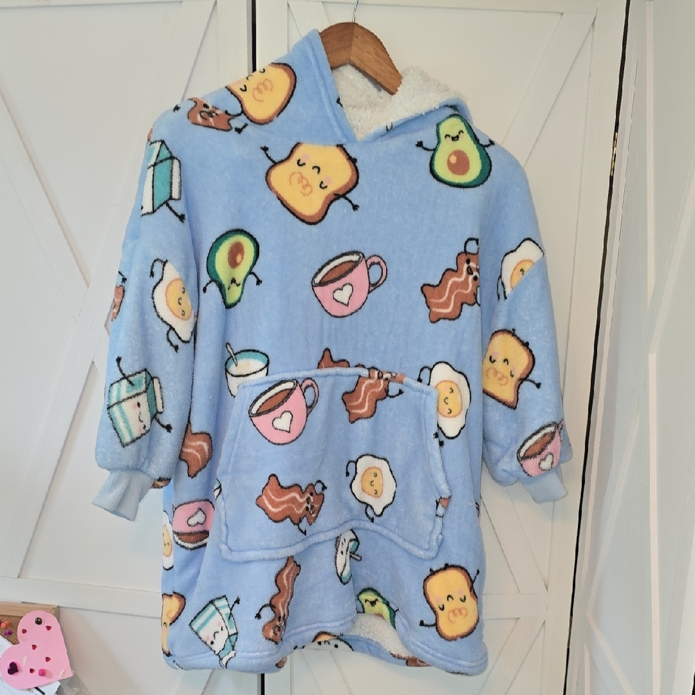 10-14 New Cozy Blue Kids Pajama Top with Fun Breakfast Print